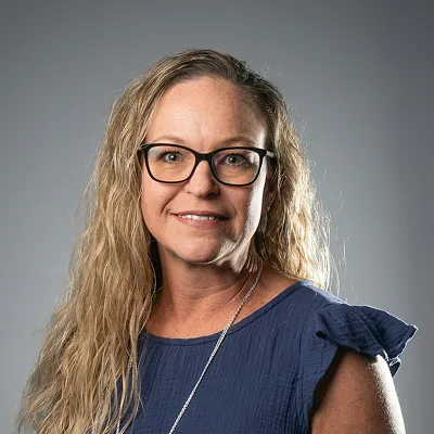 프리랜서 그래픽 디자이너